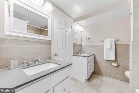 Bath - 843 Mchenry St, Baltimore, MD 21230 photo 1 of 5