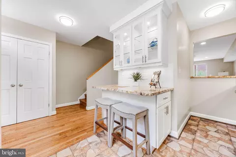 Entry Way - 843 Mchenry St, Baltimore, MD 21230 photo 1 of 11