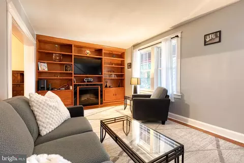716 Cedarcroft Rd, Baltimore, MD 21212 photo 9