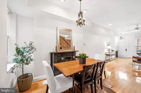 Dining - 5 N Luzerne Ave, Baltimore, MD 21224 photo 1 of 2