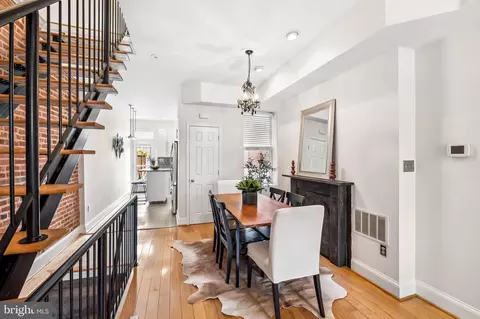 Dining - 5 N Luzerne Ave, Baltimore, MD 21224 photo 2 of 2