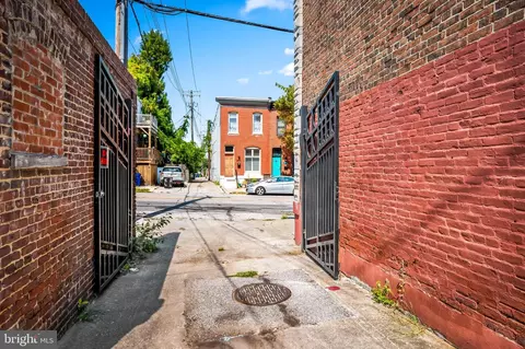 Exterior - 5 N Luzerne Ave, Baltimore, MD 21224 photo 6 of 7
