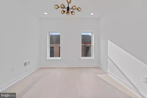 1629 N Spring St, Baltimore, MD 21213 photo 16