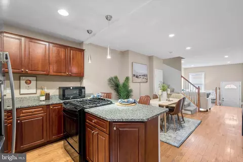127 Cross St E, Baltimore, MD 21230 photo 13