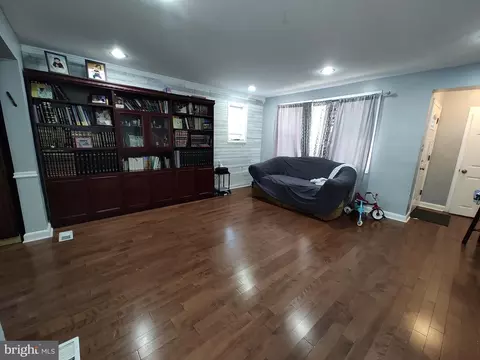 Living - 3903 Rosecrest Ave, Baltimore, MD 21215 photo 1 of 1