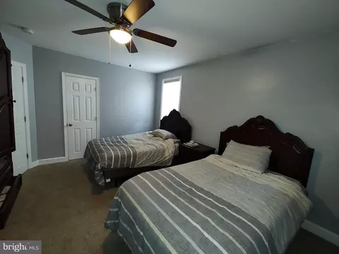 Bedroom - 3903 Rosecrest Ave, Baltimore, MD 21215 photo 3 of 4
