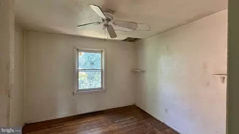 Bedroom - 802 E Jeffrey St, Baltimore, MD 21225 photo 1 of 2