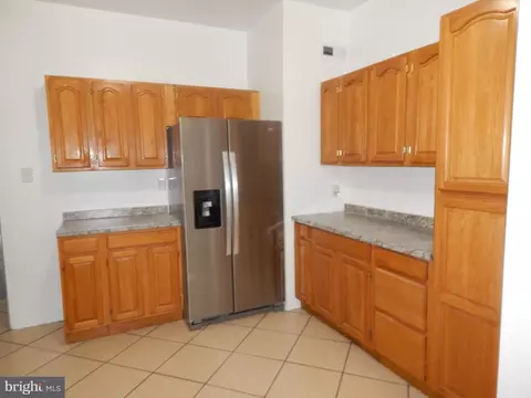 Kitchen - 3015 Erdman Ave, Baltimore, MD 21213 photo 2 of 3