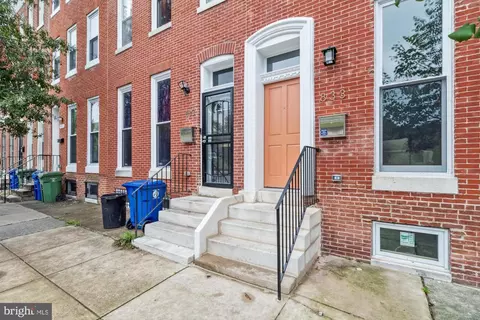833 E Chase St, Baltimore, MD 21202 photo 2