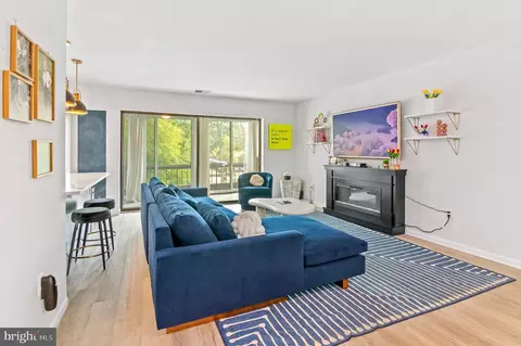 Living - 6300 Red Cedar Pl #312, Baltimore, MD 21209 photo 1 of 1