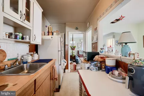 2052 Druid Park Dr, Baltimore, MD 21211 photo 10