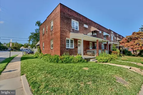 2052 Druid Park Dr, Baltimore, MD 21211 photo 4