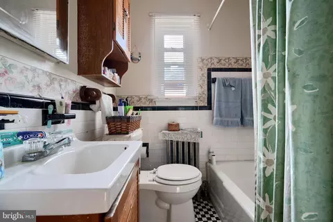 2052 Druid Park Dr, Baltimore, MD 21211 photo 14