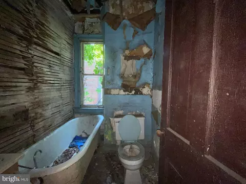 1911 Mosher St, Baltimore, MD 21217 photo 5