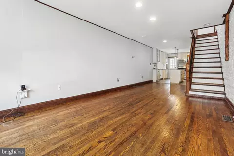 17 S Robinson St, Baltimore, MD 21224 photo 6