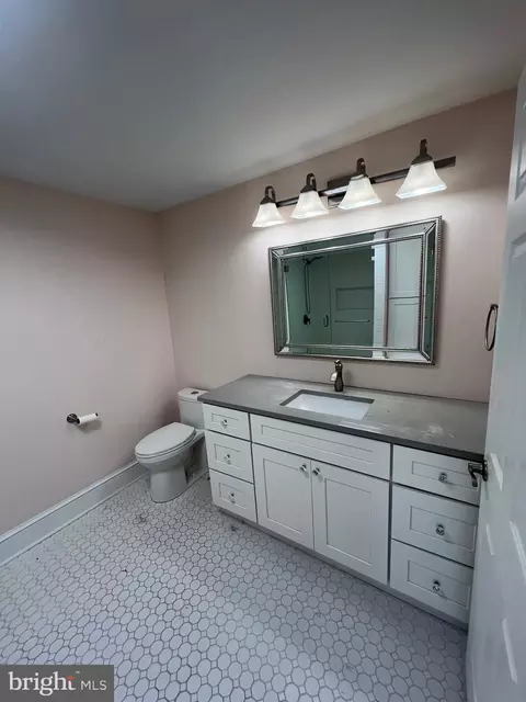 Bath - 1702 Webster St, Baltimore, MD 21230 photo 1 of 2