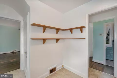 Entry Way - 324 Kerneway, Baltimore, MD 21212 photo 1 of 2
