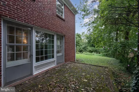 Exterior - 324 Kerneway, Baltimore, MD 21212 photo 2 of 5