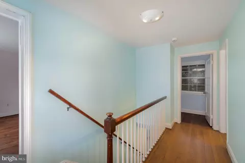 Entry Way - 324 Kerneway, Baltimore, MD 21212 photo 2 of 2
