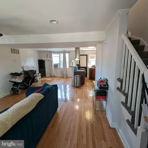Entry Way - 4219 Colborne Rd, Baltimore, MD 21229 photo 2 of 5