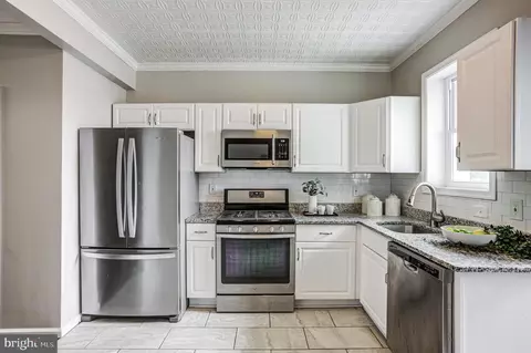 Kitchen - 627 E 37th St E, Baltimore, MD 21218 photo 1 of 3