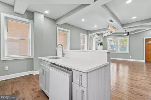 Entry Way - 5253 Nelson Ave, Baltimore, MD 21215 photo 4 of 4