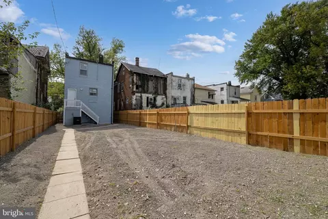 Exterior - 5253 Nelson Ave, Baltimore, MD 21215 photo 3 of 4