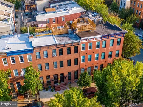 View/Area - 2126 E Lombard St, Baltimore, MD 21231 photo 2 of 4