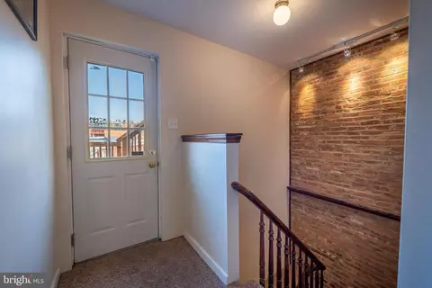 Entry Way - 2126 E Lombard St, Baltimore, MD 21231 photo 5 of 5