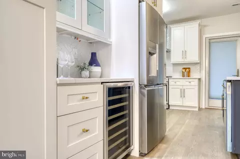 Entry Way - 604 Venable Ave, Baltimore, MD 21218 photo 1 of 5
