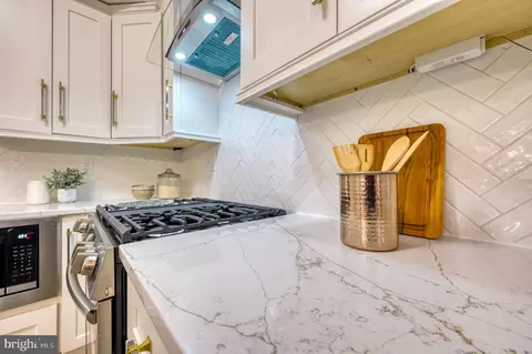 Kitchen - 604 Venable Ave, Baltimore, MD 21218 photo 4 of 6