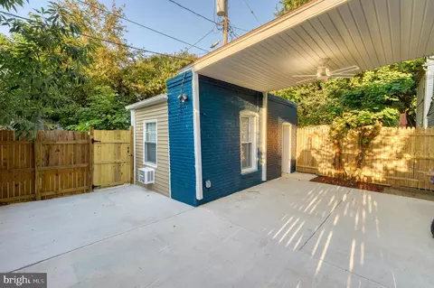 Exterior - 604 Venable Ave, Baltimore, MD 21218 photo 6 of 8