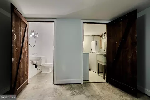 715 Dover St, Baltimore, MD 21230 photo 12
