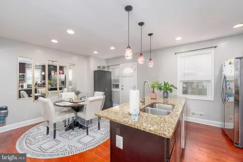 212 Denison St, Baltimore, MD 21229 photo 5