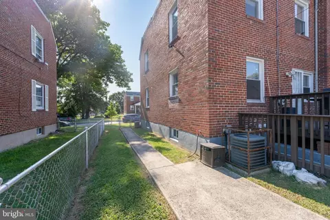 212 Denison St, Baltimore, MD 21229 photo 31