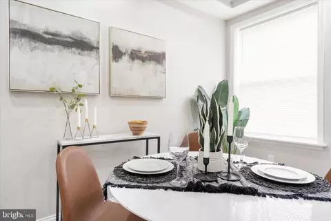 Dining - 4014 Hayward Ave, Baltimore, MD 21215 photo 2 of 2
