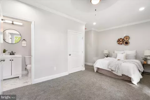 Bedroom - 4014 Hayward Ave, Baltimore, MD 21215 photo 7 of 8