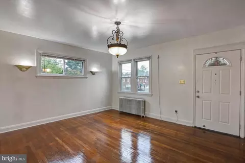 Living - 5666 Kavon Ave, Baltimore, MD 21206 photo 2 of 3
