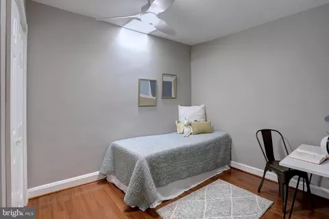 Bedroom - 542 E Fort Ave, Baltimore, MD 21230 photo 2 of 2