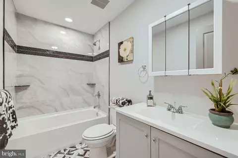 5740 Jonquil Ave, Baltimore, MD 21215 photo 17