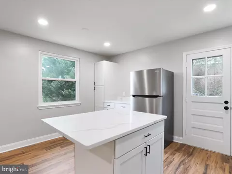 6015 Alta Ave, Baltimore, MD 21206 photo 6
