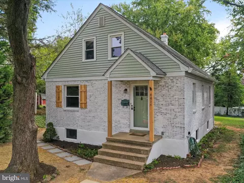 6015 Alta Ave, Baltimore, MD 21206 photo 2