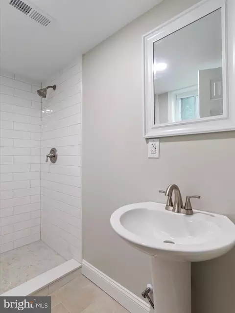 6015 Alta Ave, Baltimore, MD 21206 photo 11