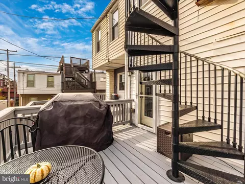 Exterior - 3403 Mueller St, Baltimore, MD 21224 photo 5 of 10