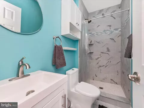 Bath - 3403 Mueller St, Baltimore, MD 21224 photo 1 of 3