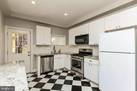 Kitchen - 113 E Fort Ave, Baltimore, MD 21230 photo 1 of 2