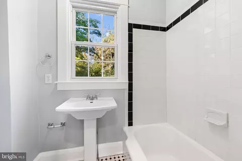 3504 Parkside Dr, Baltimore, MD 21214 photo 17