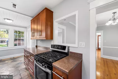 3504 Parkside Dr, Baltimore, MD 21214 photo 14
