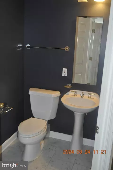 100 Harborview Dr #2308, Baltimore, MD 21230 photo 9