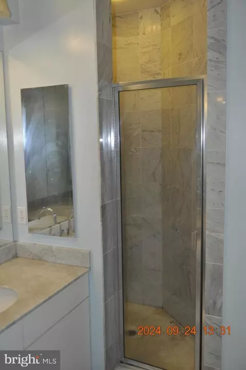 100 Harborview Dr #2308, Baltimore, MD 21230 photo 12